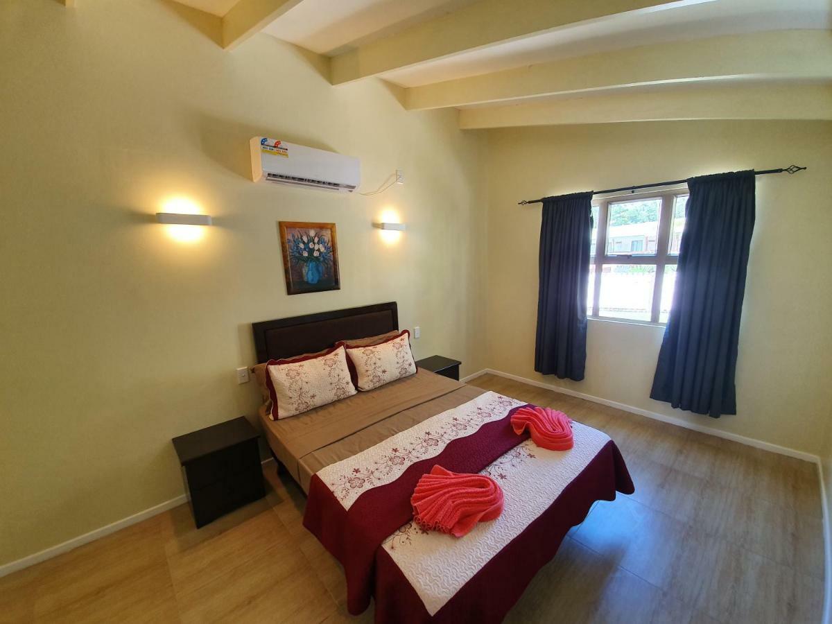 Le Uaina Beach Resort Faleapuna Kültér fotó